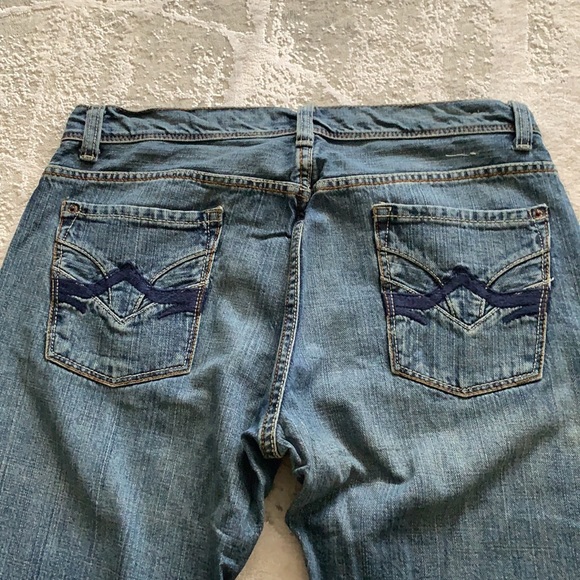 Men’s DKNY Jeans - Picture 4 of 5